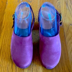 Swedish wood clogs Lotta Eva slingback  aubergine/magenta color